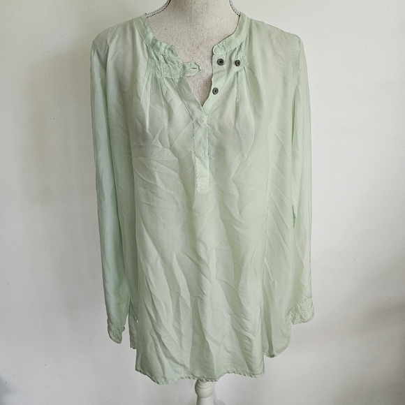 Pete & Greta by Johnny Was "Sajah" Silk Blouse - Picture 3 of 10